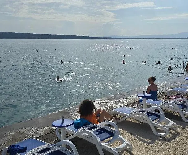 アパート Adriatic セルツェ