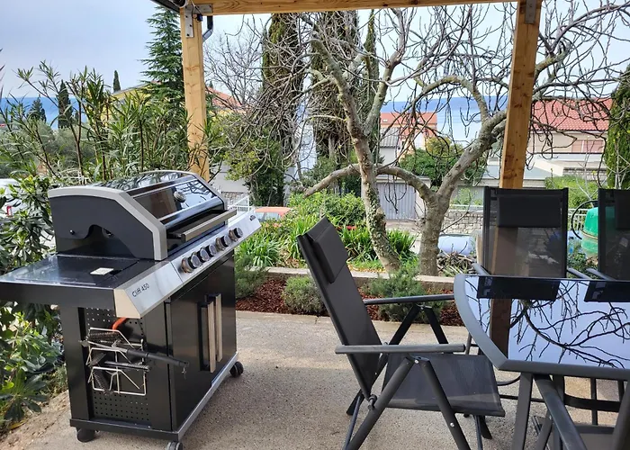 Adriatic Apartment *